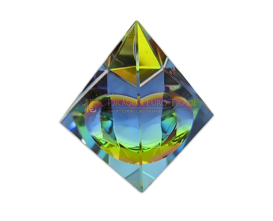 Gekleurde kristalpiramide 4 × 4 cm