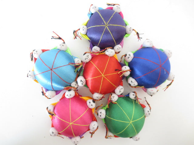 Gelukspoppetje (6) Naaldkussen (Groot)