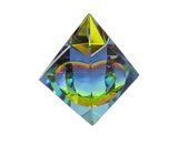 Gekleurde kristalpiramide 4 × 4 cm