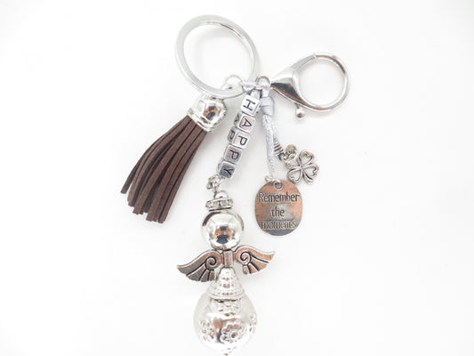 Donkerbruine "HAPPY" Angel Sleutelhanger met Tassel