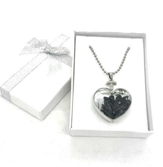 Heart-Shaped Black Onyx Pendant Necklace with Gift Box
