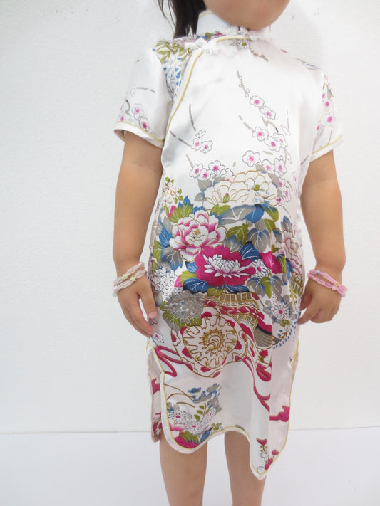 Girls Dress flowers white