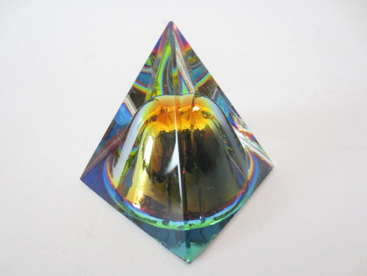 Crystal Prism Pyramide 4 x 4