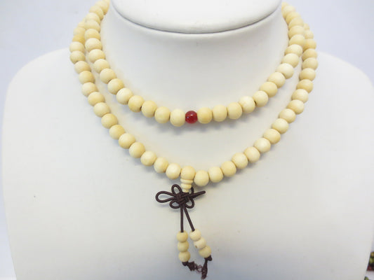 Mala prayer bead creme Sandalwood 8mm