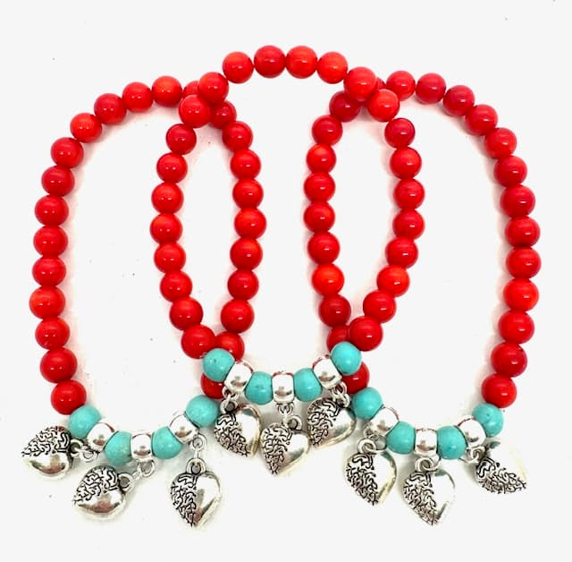 Rode Koraalkralen met Armband en 3 Hartjesbedel