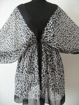 black/white blouse III